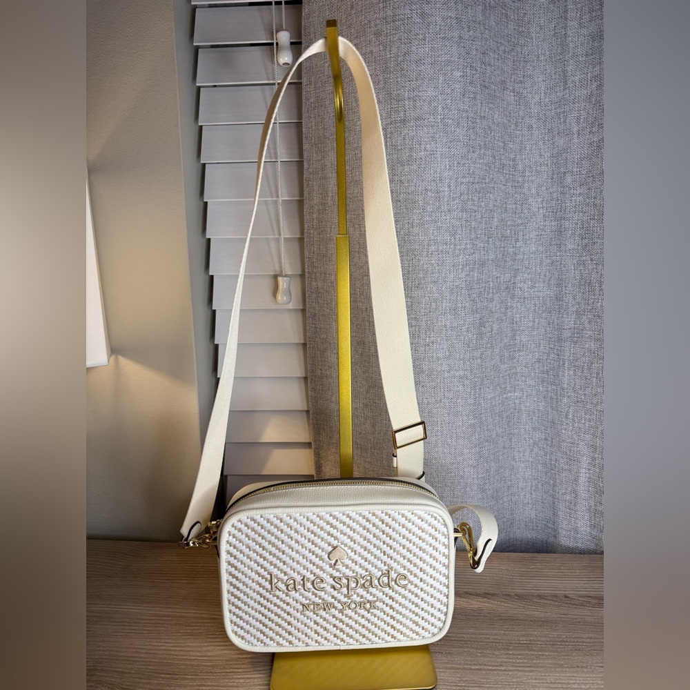 EUC Kate Spade Oh Snap Straw Camera Bag Meringue Multi With Gold - Picture 3 of 8